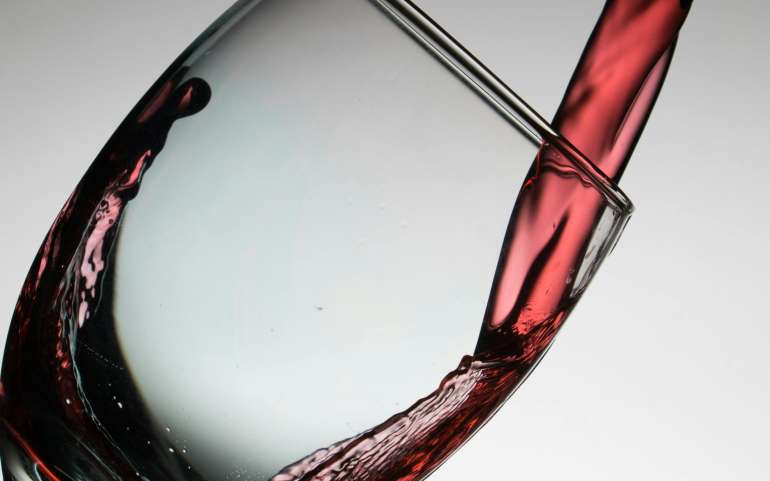 Famous Wine Regions Around the World Explained Simply