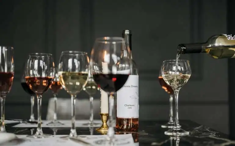 White Wine Varieties: Flavor, Aroma, and Style Guide